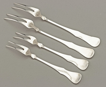 Norwegian Silver Serving or Pickle Fork Set (4, 2 large & 2 small) - Dronning Pattern, Tostrup